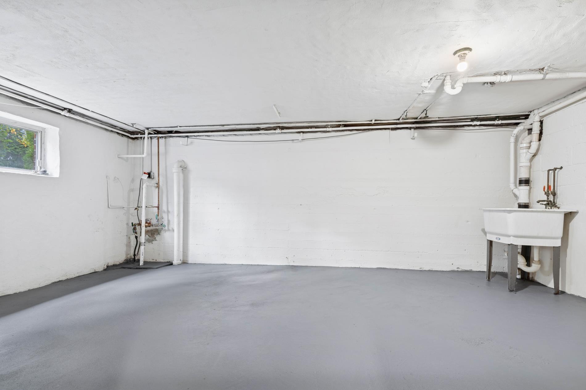 81 Midland Road Great Kills Staten Island NY 10308