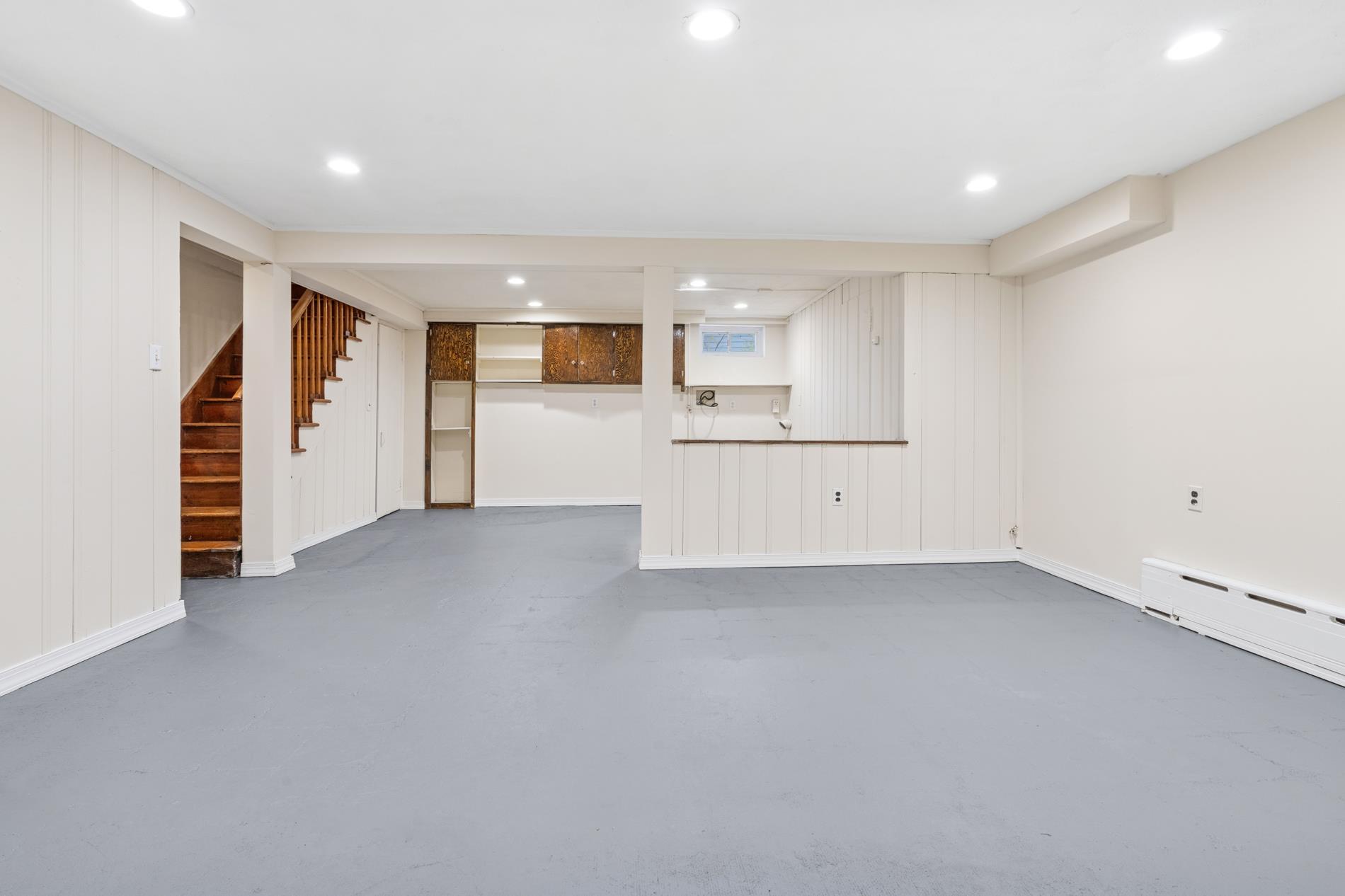 81 Midland Road Great Kills Staten Island NY 10308