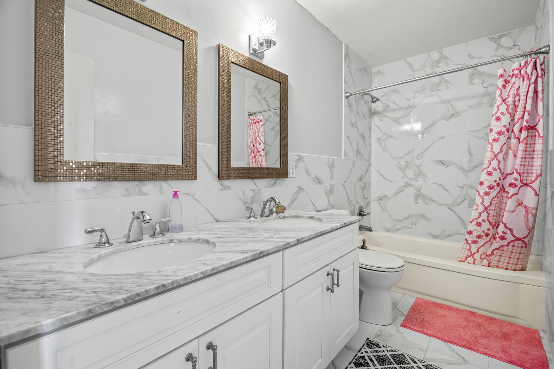 10516 Flatlands 4th Street Canarsie Brooklyn NY 11236