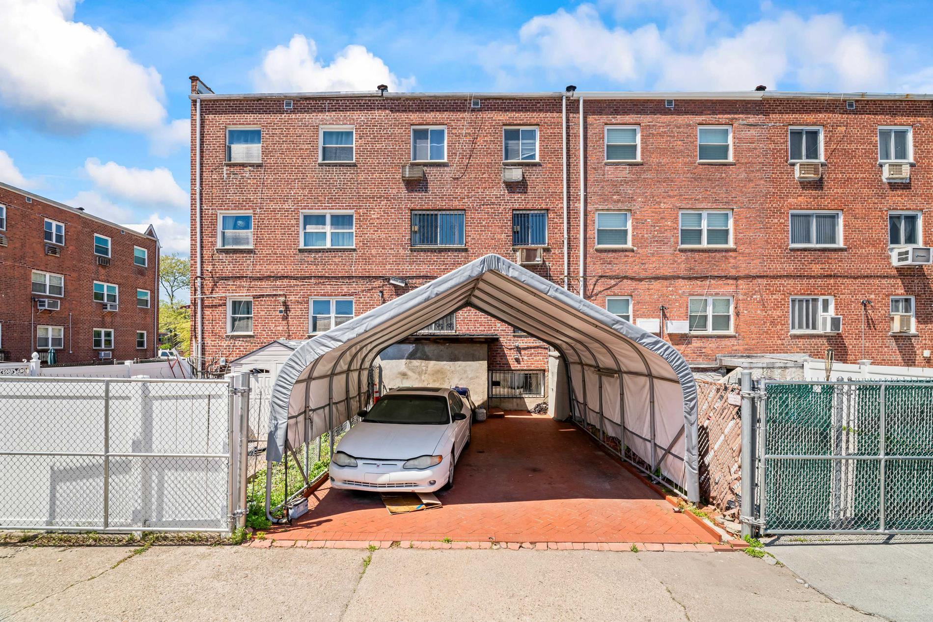 10516 Flatlands 4th Street Canarsie Brooklyn NY 11236