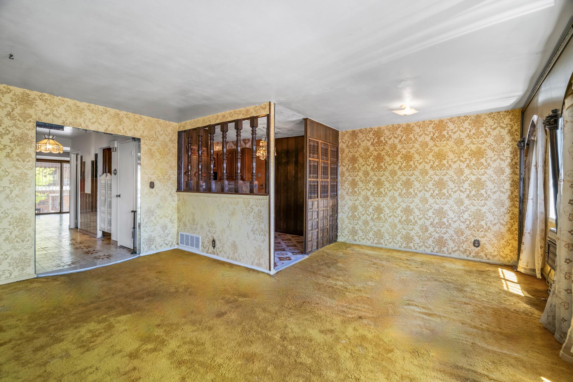 10516 Flatlands 4th Street Canarsie Brooklyn NY 11236