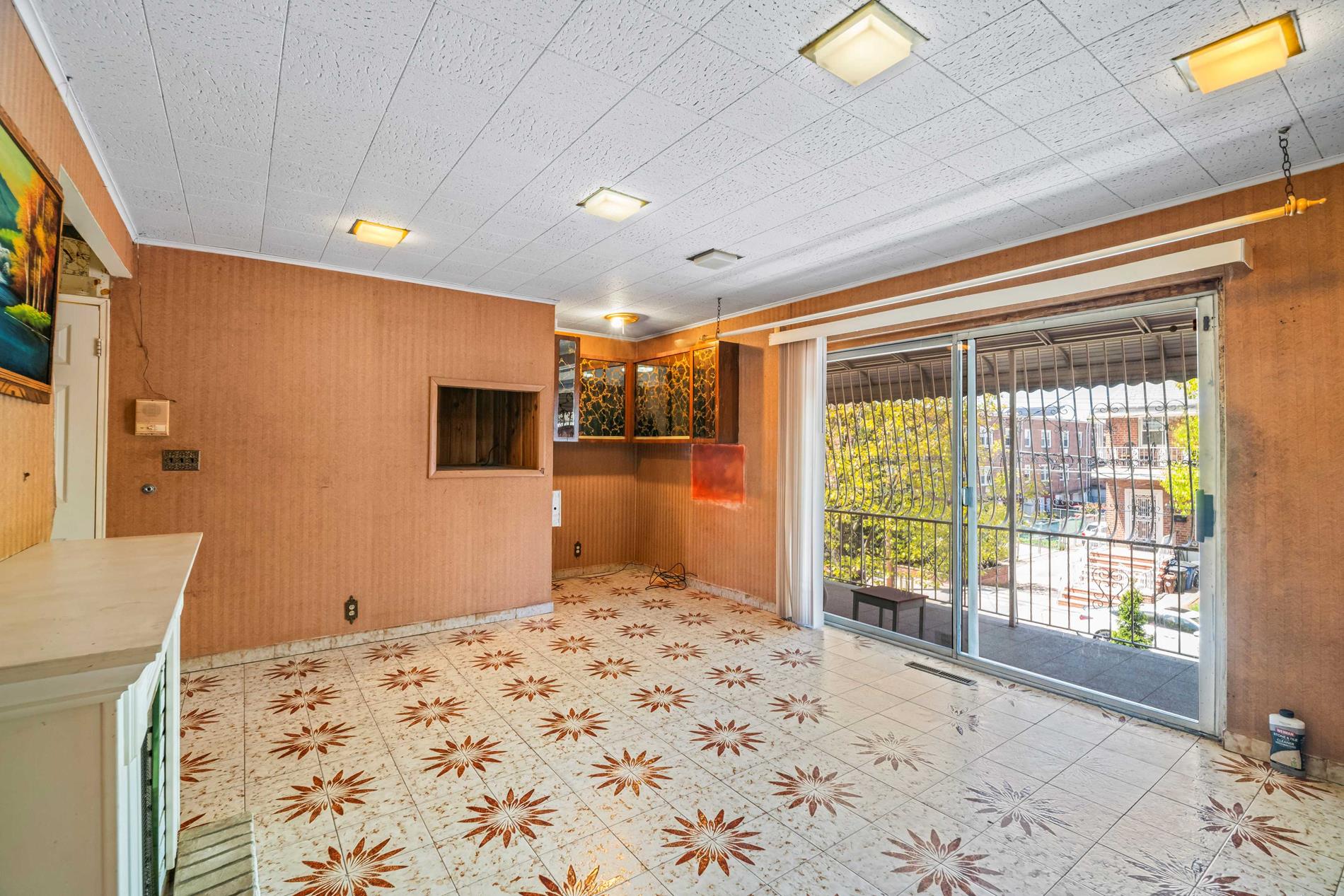 10516 Flatlands 4th Street Canarsie Brooklyn NY 11236