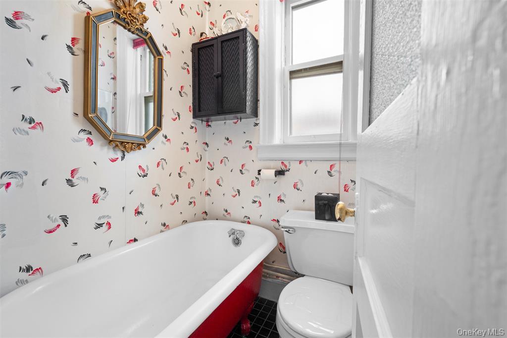 31-72 44th Street Astoria Queens NY 11103