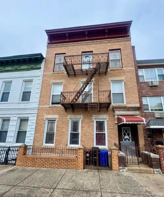 31-72 44th Street Astoria Queens NY 11103