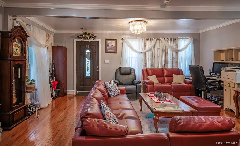 112-28 200th Street Hollis Queens NY 11412