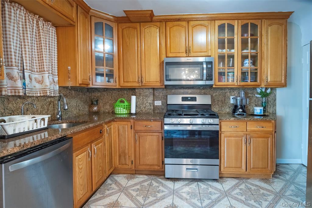 150-07 Reeves Avenue Kew Gardens Hills Queens NY 11367