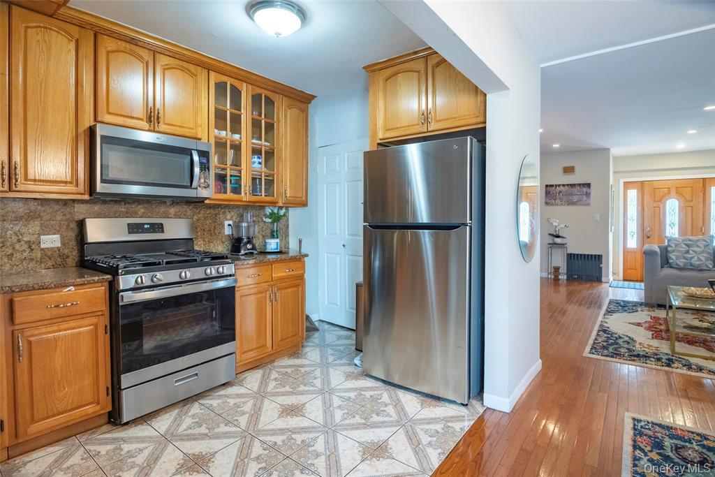 150-07 Reeves Avenue Kew Gardens Hills Queens NY 11367
