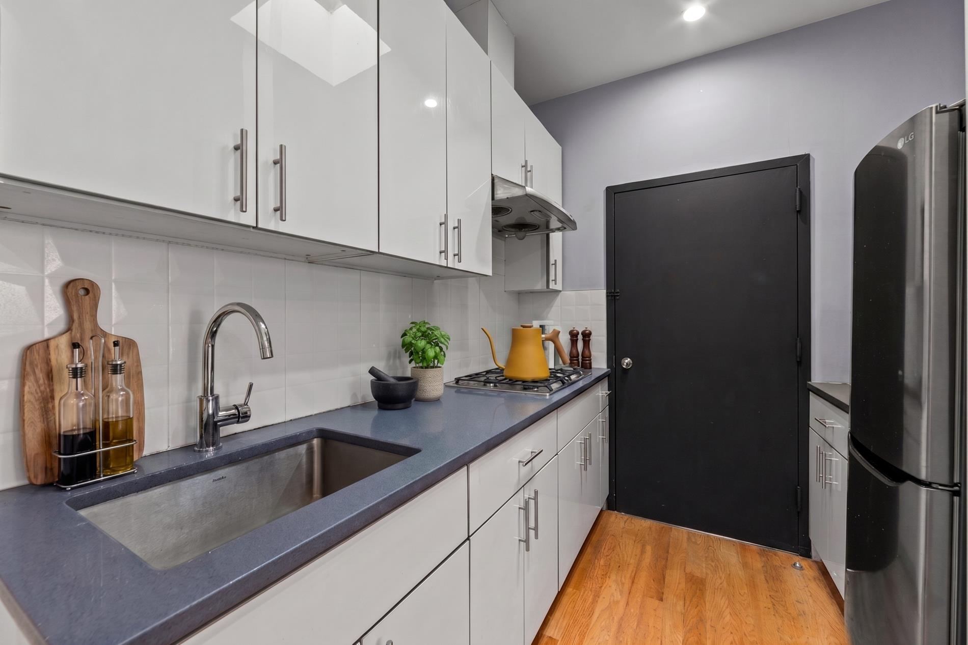 174 Avenue S Gravesend Brooklyn NY 11223