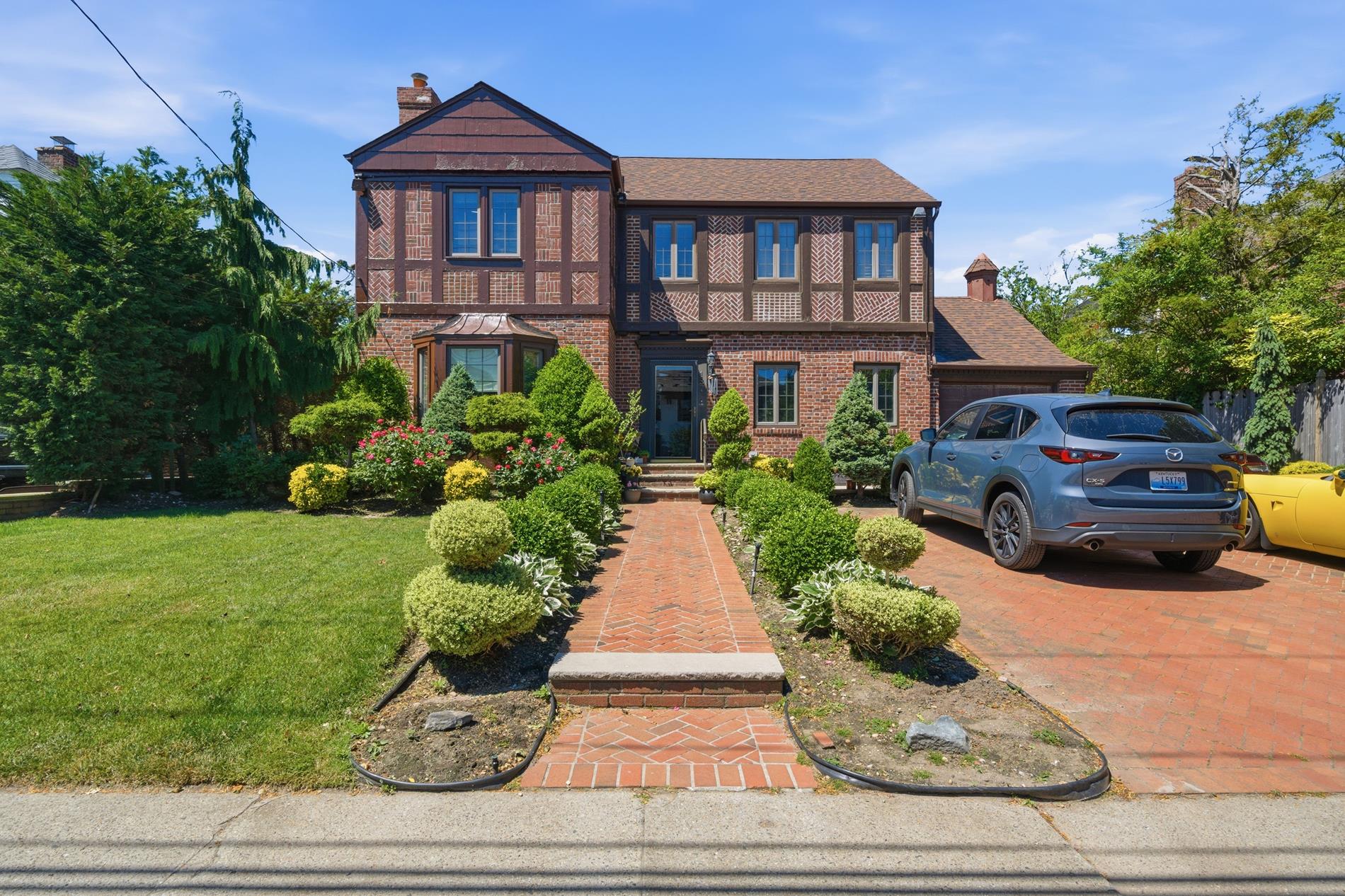 187 Beach 136th Street Belle Harbor Queens NY 11694