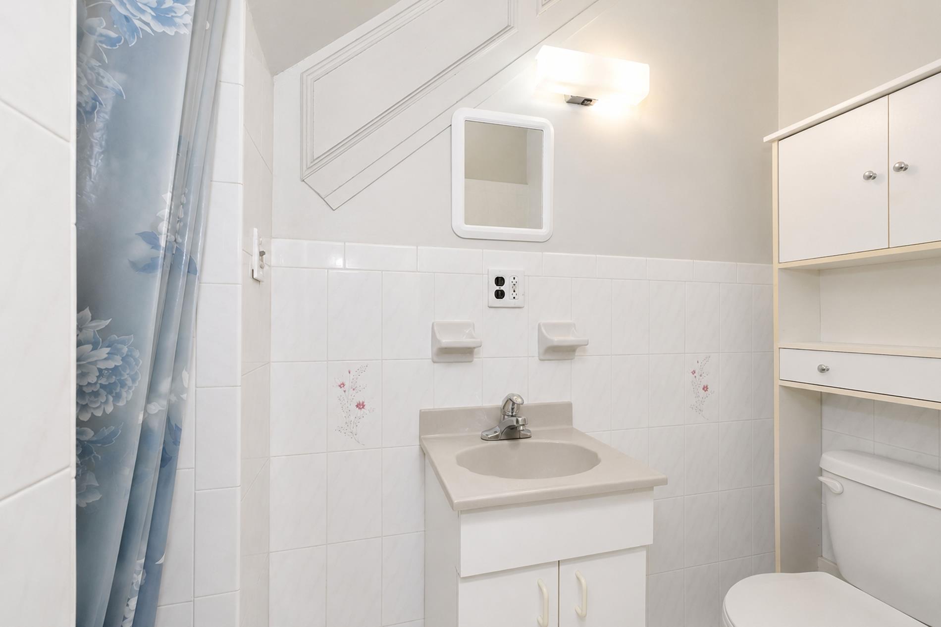 942 72nd Street Dyker Heights Brooklyn NY 11228