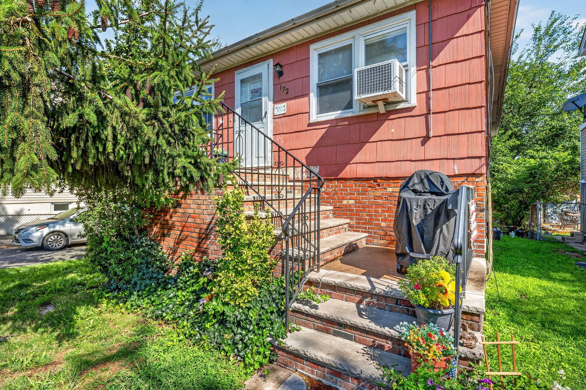 172 Meadow Lane Building Jersey City Secaucus NJ 07094