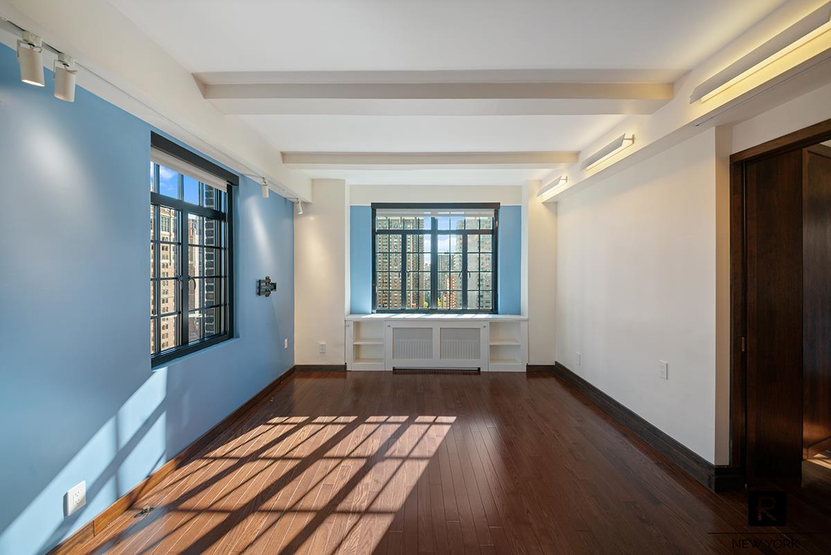 320 East 42nd Street 1918 Tudor City New York NY 10017