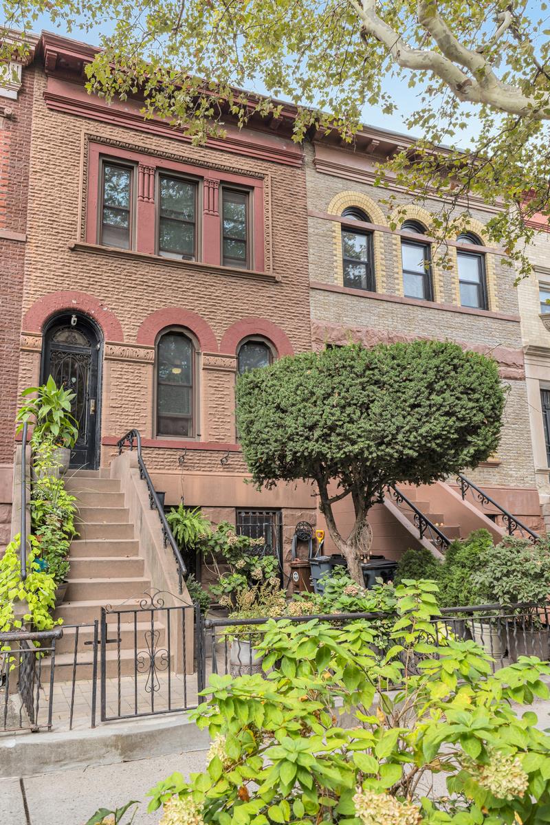 807 Lincoln Place Crown Heights Brooklyn NY 11216