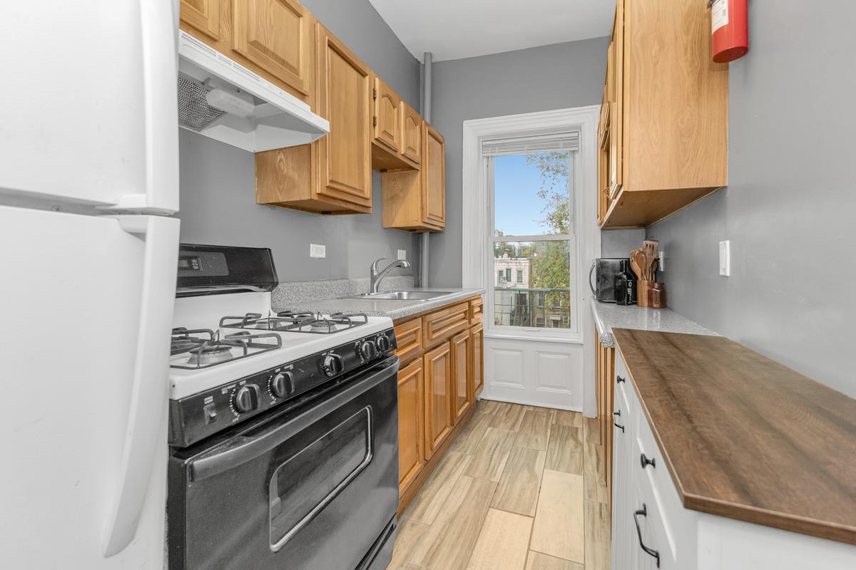 807 Lincoln Place Crown Heights Brooklyn NY 11216