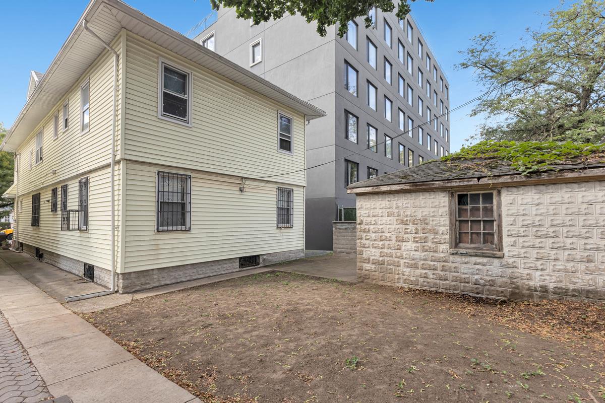 1357 Brooklyn Avenue Farragut Brooklyn NY 11203