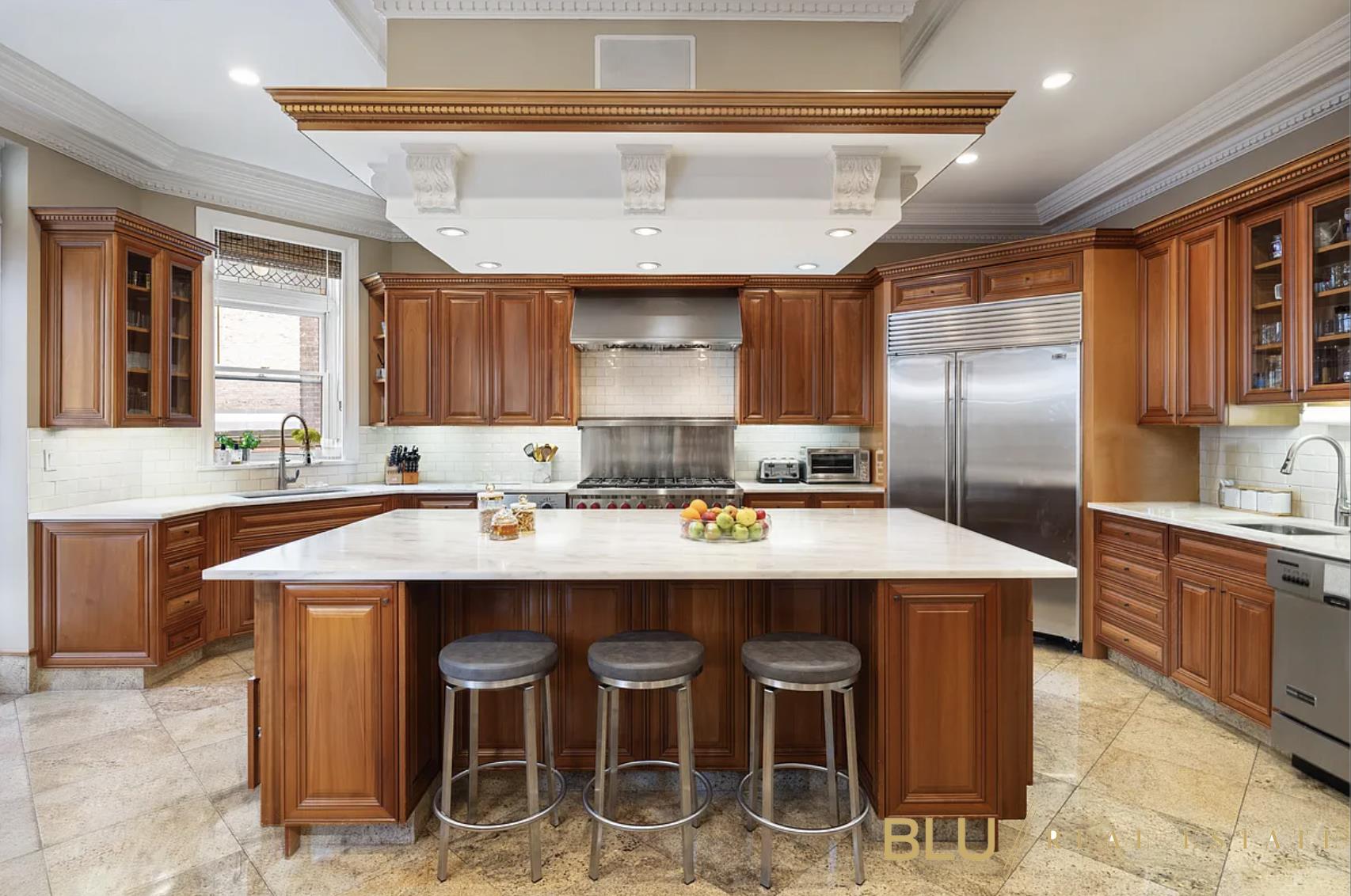 313 West 74th Street Upper West Side New York NY 10023