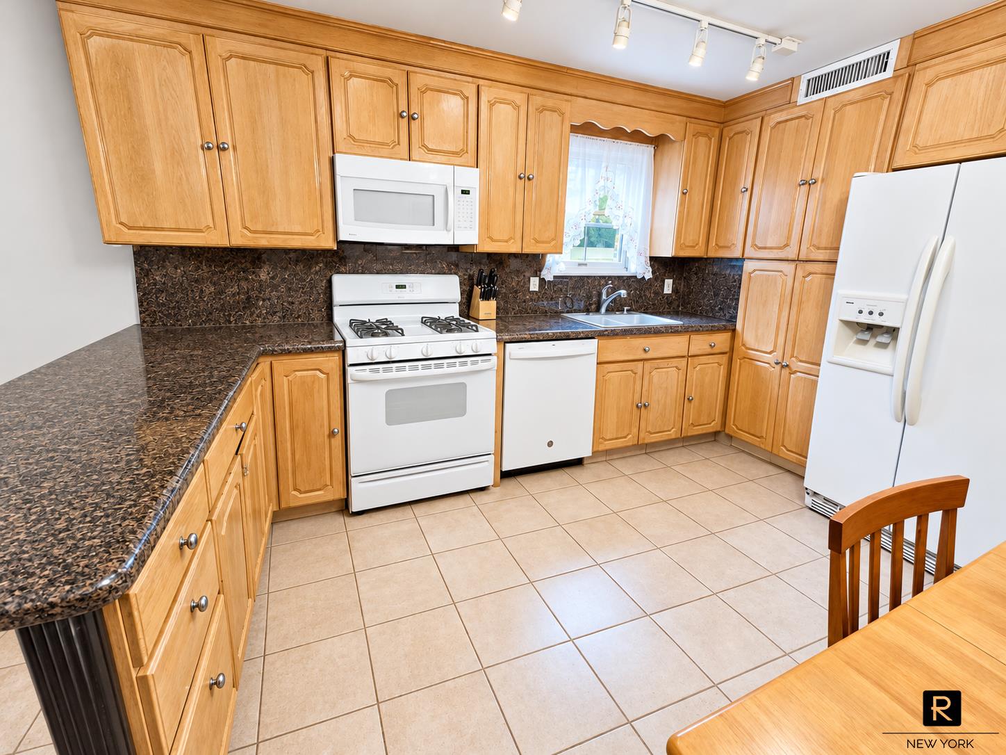 21-50 71st Street Astoria Heights Queens NY 11370