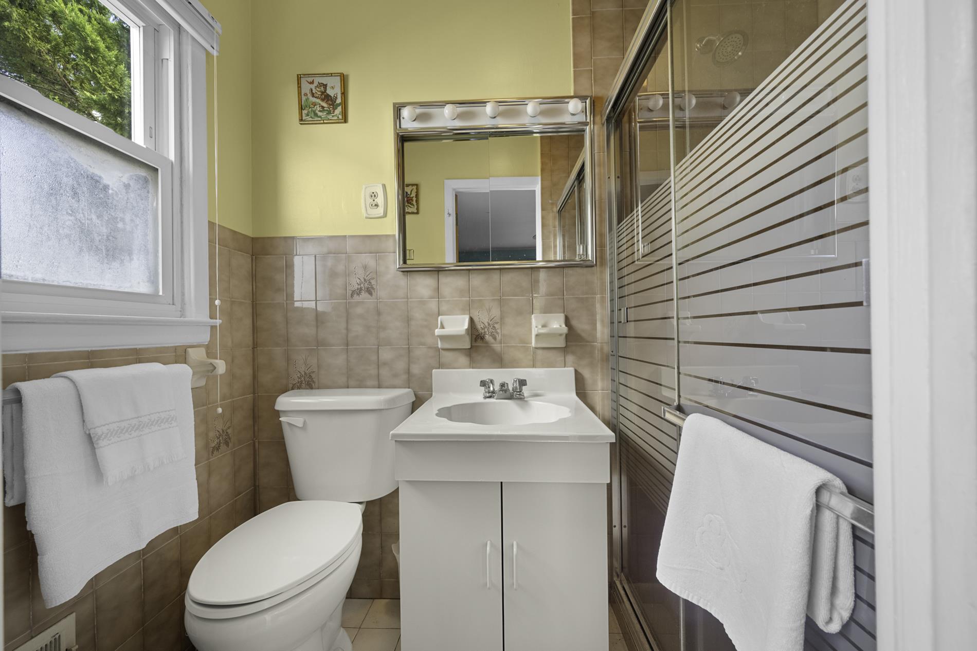 58-19 264th Street Little Neck Queens NY 11362