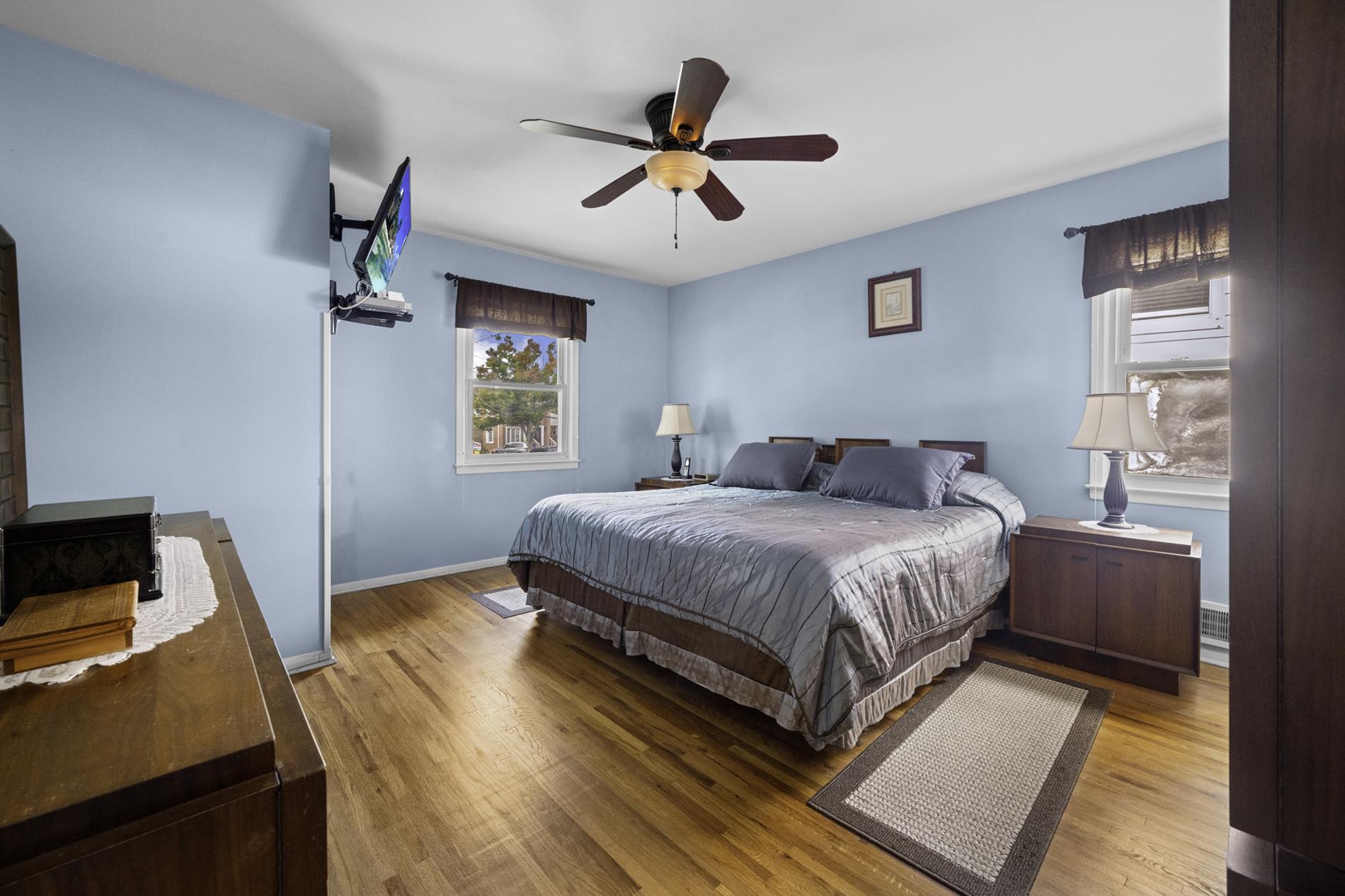 58-19 264th Street Little Neck Queens NY 11362