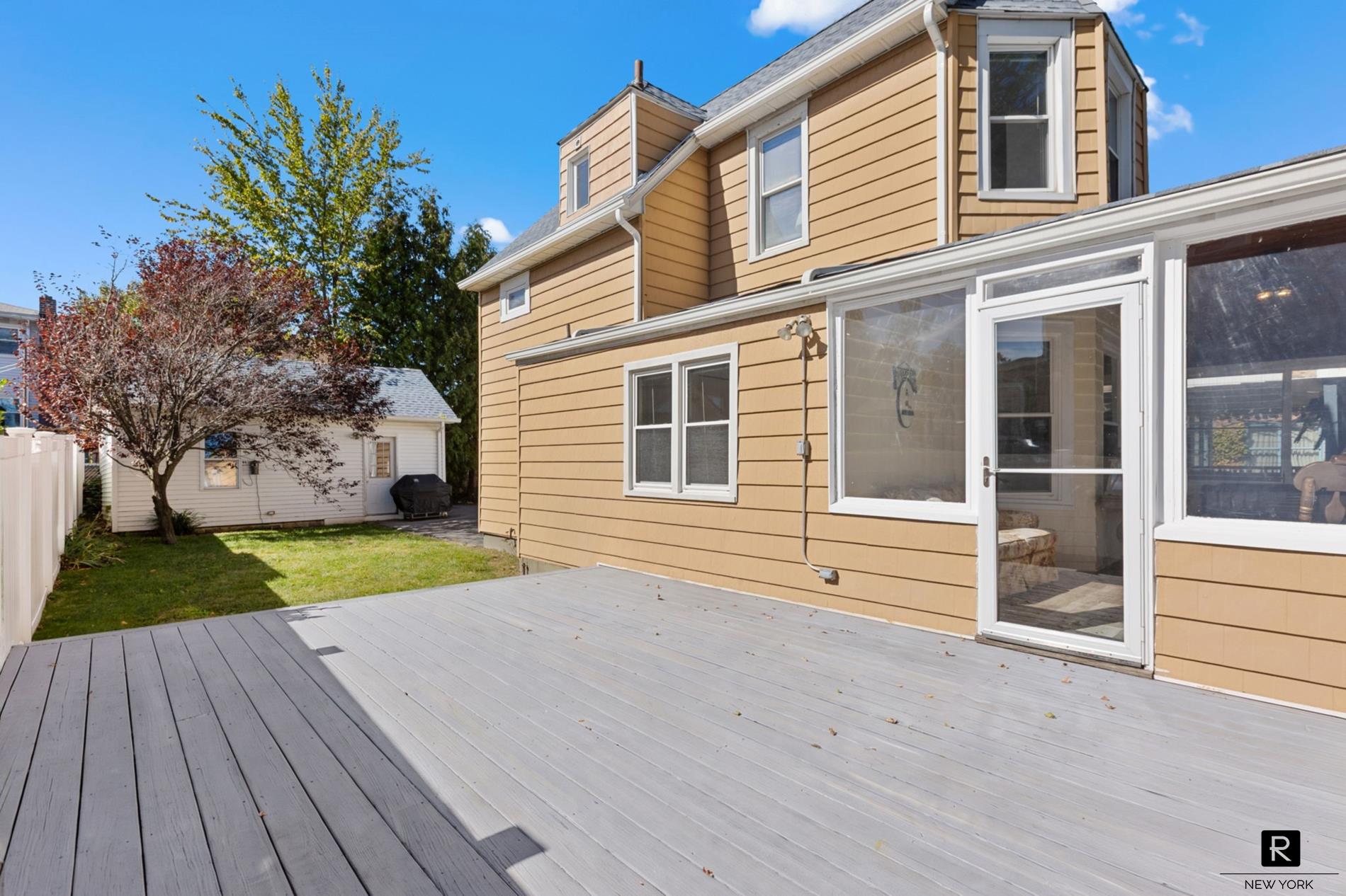 475 King Avenue City Island Bronx NY 10464