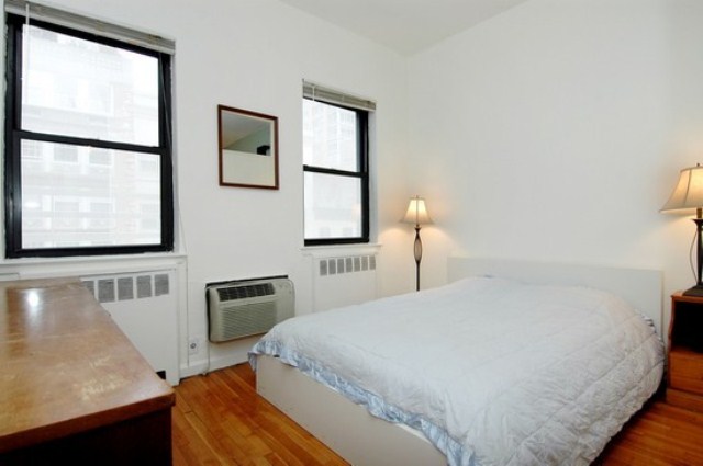 230 East 52nd Street 4adc Turtle Bay New York NY 10022