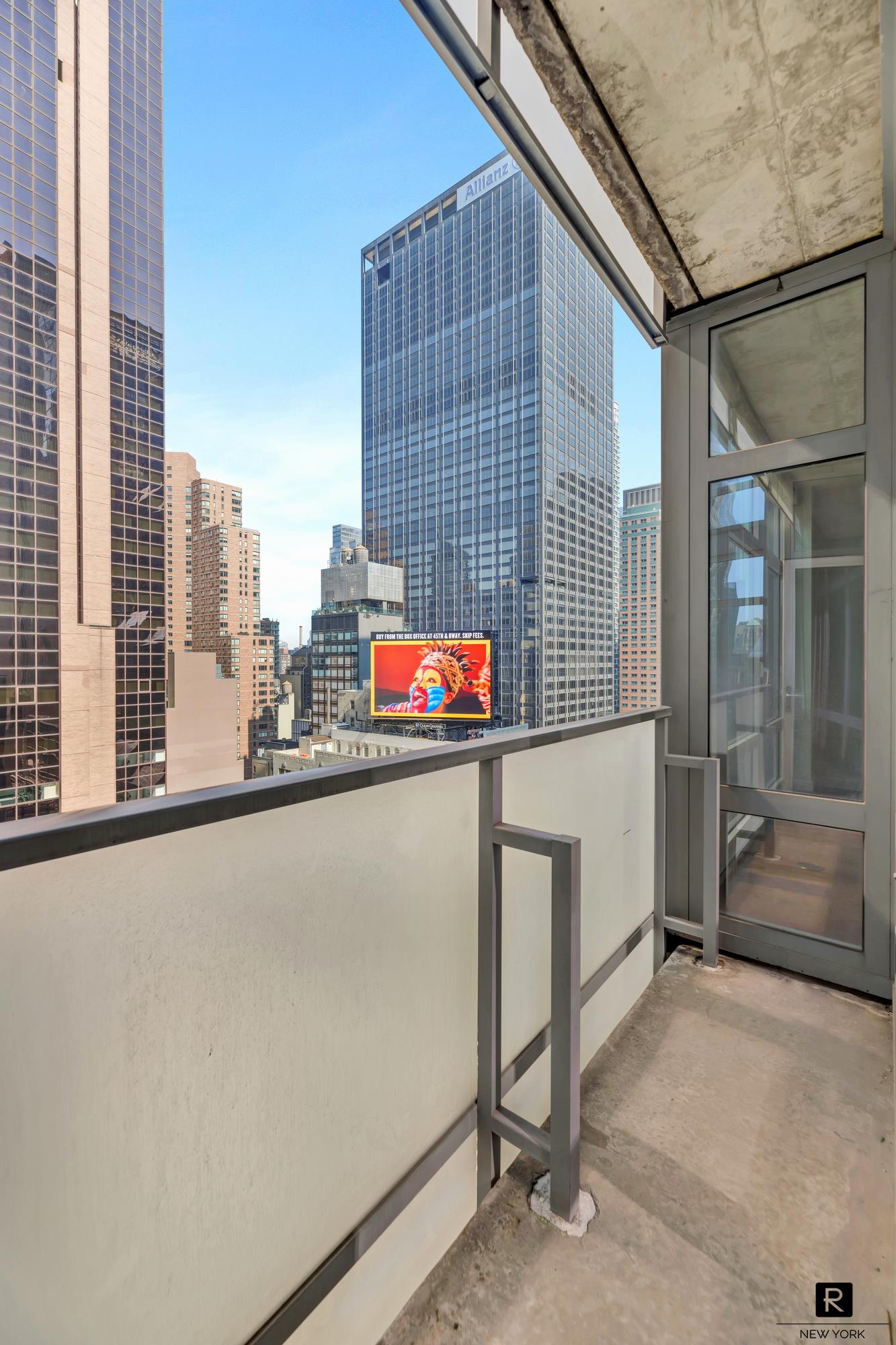 1600 Broadway Midtown West New York NY 10019