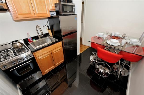 338 East 61st Street, #8