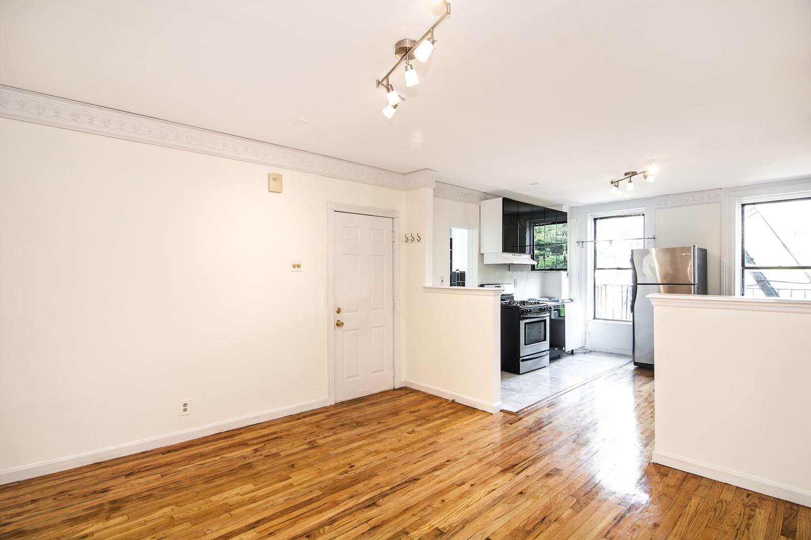 17 Carlton Avenue, #2