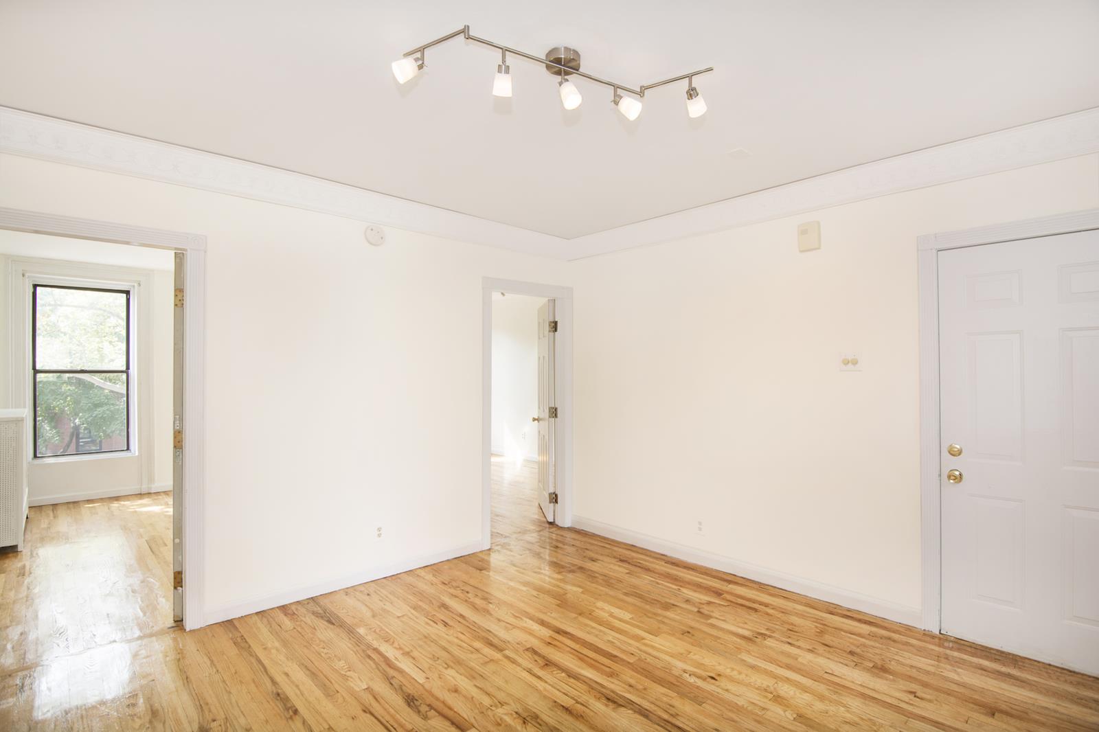 17 Carlton Avenue, #2