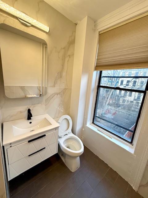 17 Carlton Avenue, #2