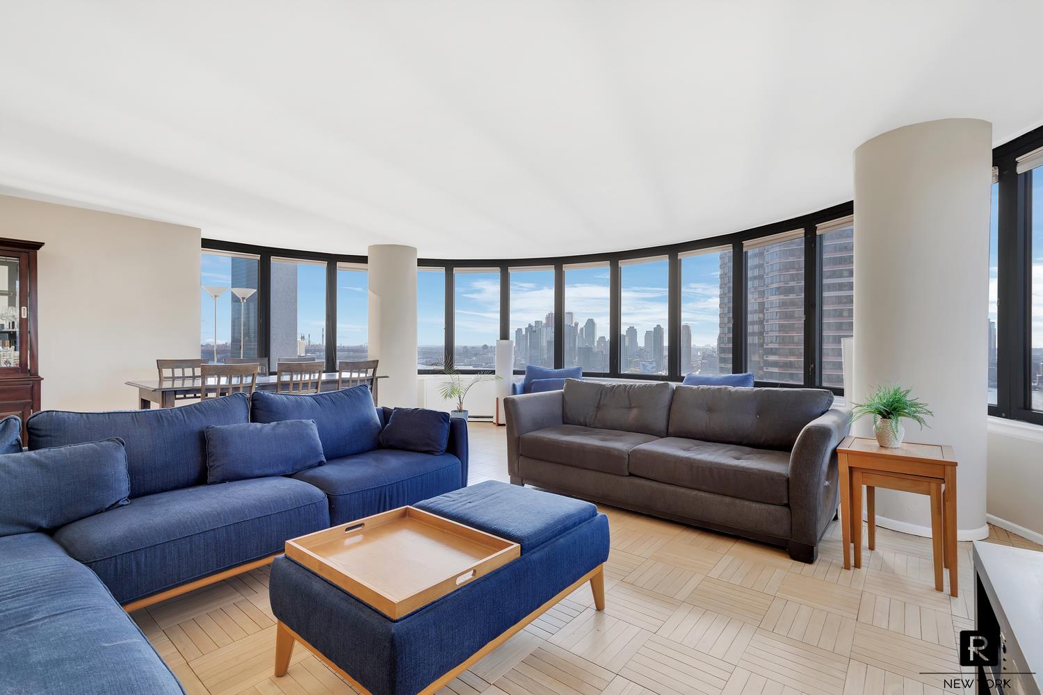 330 East 38th Street, #25N
