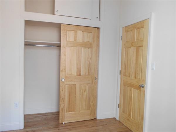 234-236 Thompson Street 32 Greenwich Village New York NY 10012