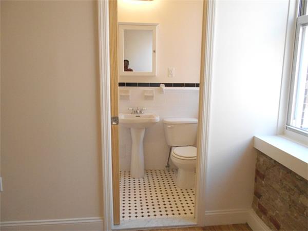 234-236 Thompson Street 32 Greenwich Village New York NY 10012