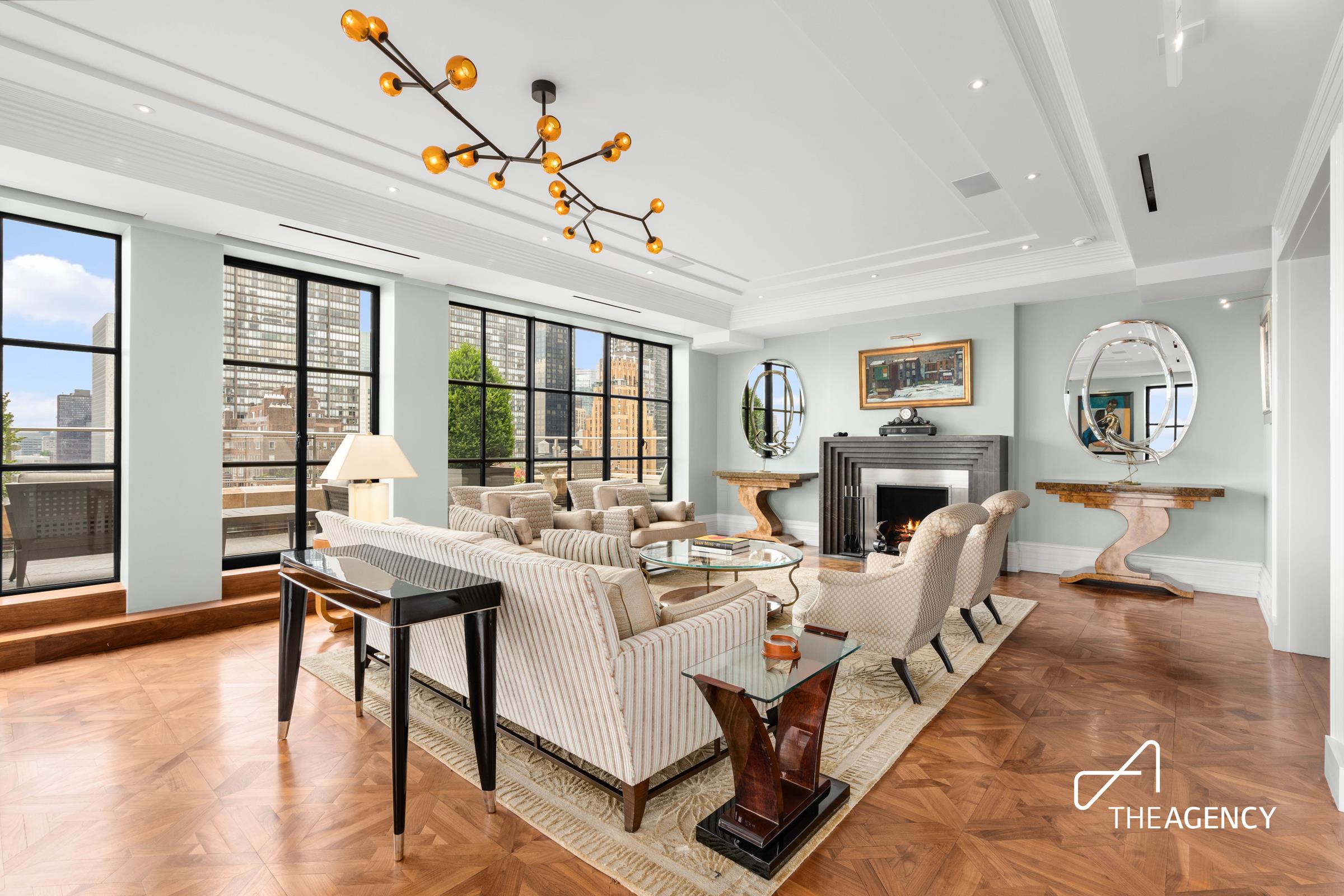 450 E 52nd Street, #PH