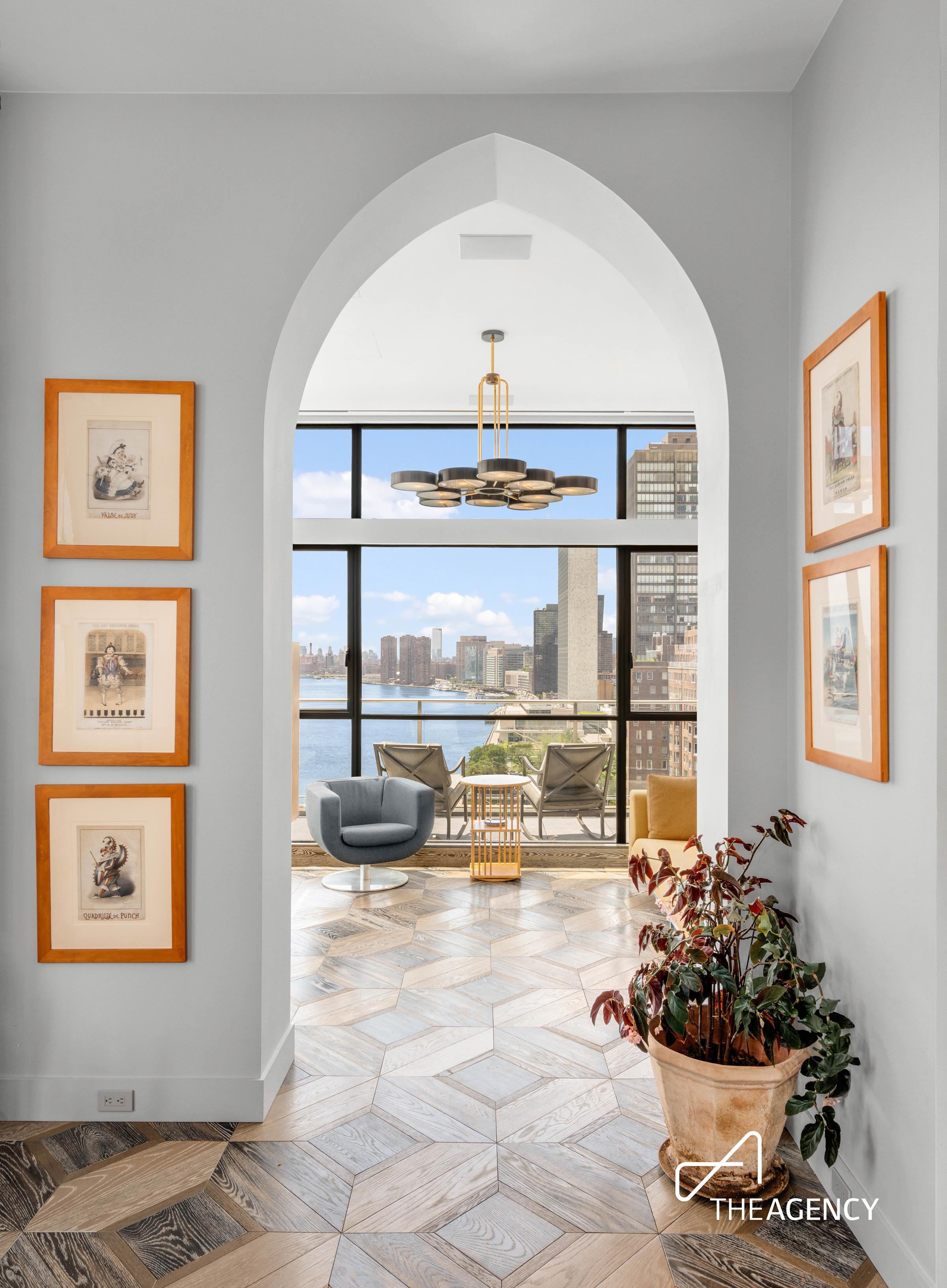 450 E 52nd Street, #PH