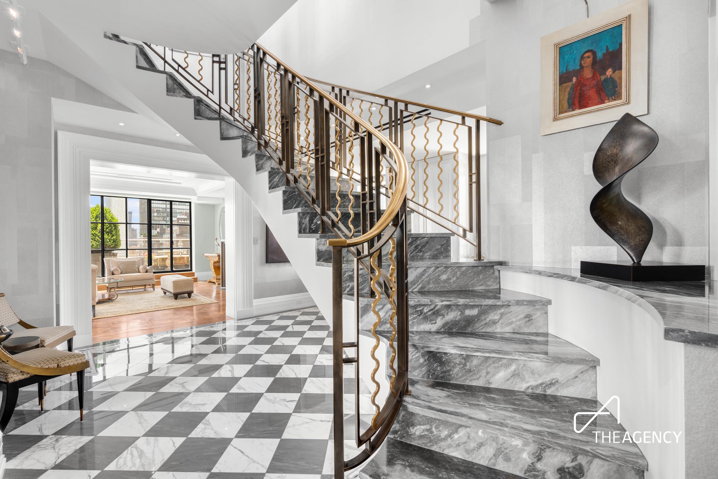450 E 52nd Street, #PH