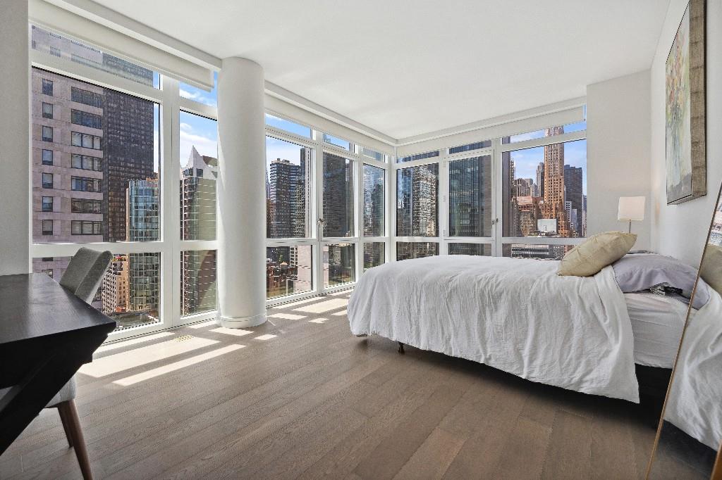 305 East 51st Street Turtle Bay New York NY 10022