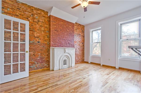 40 Downing Street Clinton Hill Brooklyn NY 11238