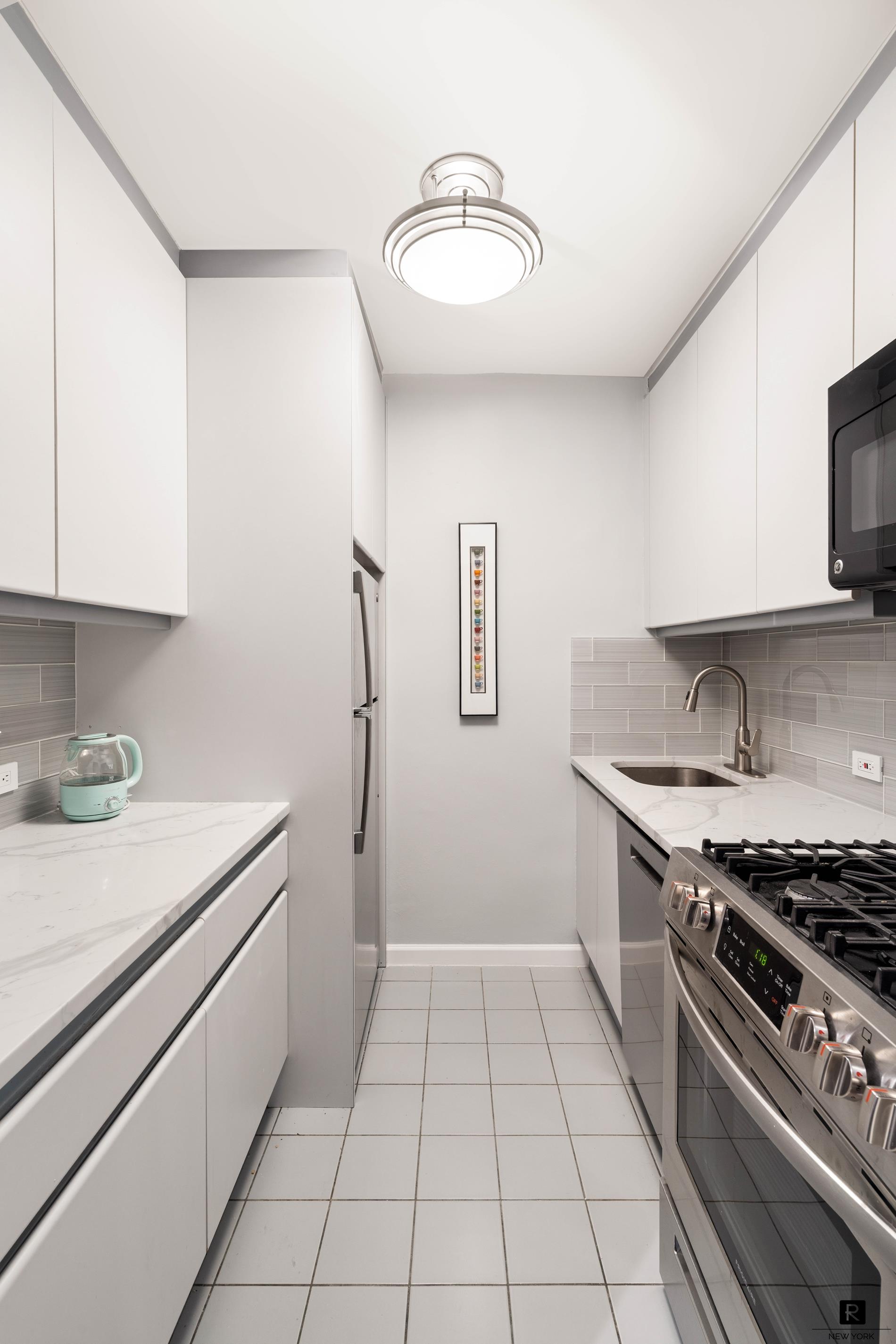 400 East 56th Street 16-K Sutton Place New York NY 10022