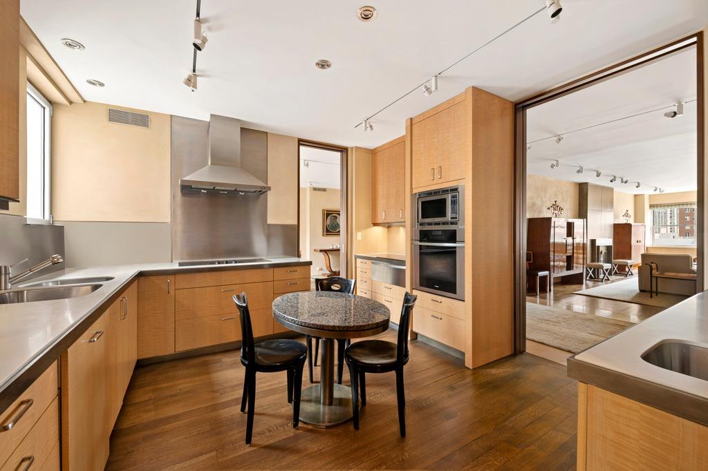 700 Park Avenue 9-A Upper East Side New York NY 10021