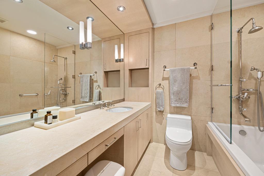 700 Park Avenue 9-A Upper East Side New York NY 10021