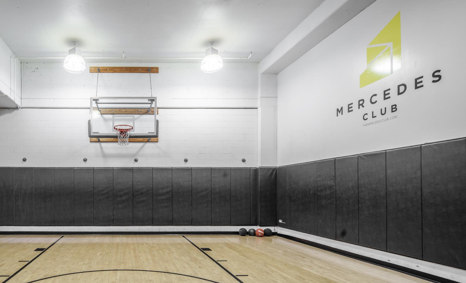 554 West 54th Street, #26O