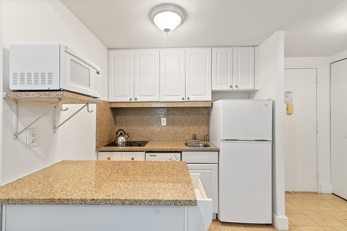 150 West 51st Street 827 Midtown West New York NY 10019