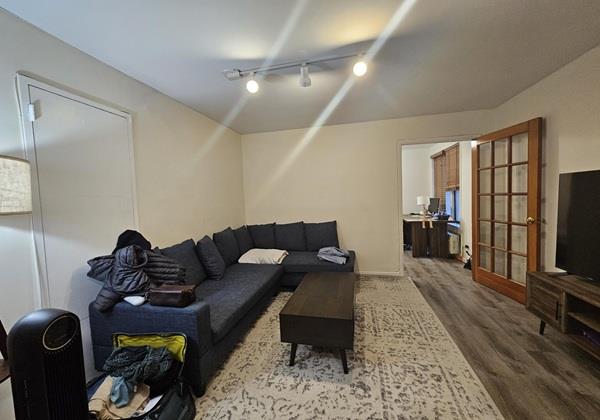 200 East 28th Street 1-H Kips Bay New York NY 10016