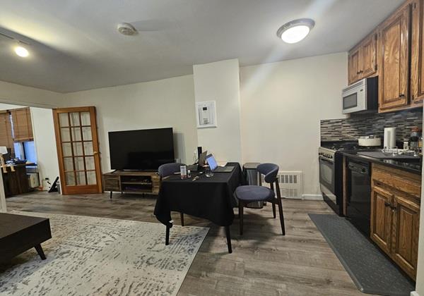 200 East 28th Street 1-H Kips Bay New York NY 10016