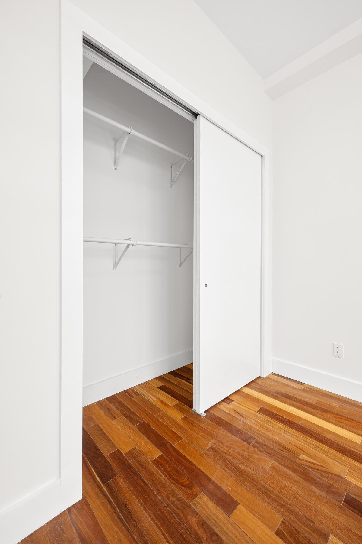 41-18 27th Street 8A Long Island City Queens NY 11101