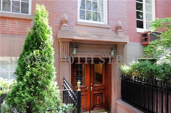 31 West 10th Street Greenwich Village New York NY 10011