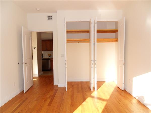 555 Eastern Parkway Crown Heights Brooklyn NY 11216