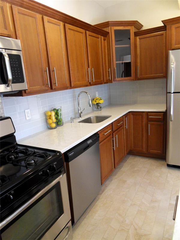 555 Eastern Parkway Crown Heights Brooklyn NY 11216