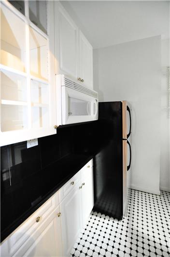 5 East 10th Street 3-S Greenwich Village New York NY 10003